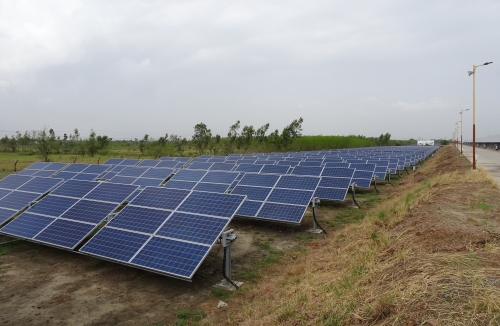 Soporte sobre suelo para paneles solares